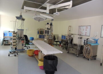 Cardiac operating theatre at DDMM Heart Institute, India